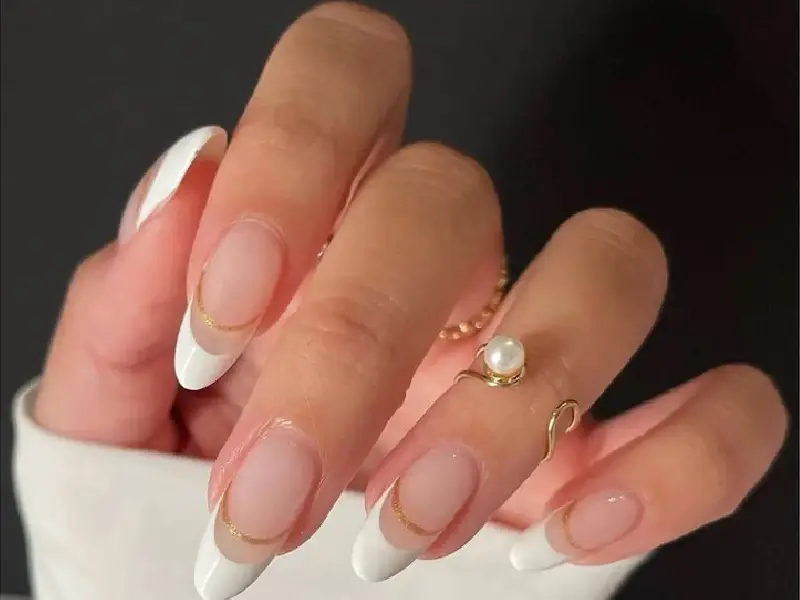 Minimalist Chic: Nail Extension Designs for short nails