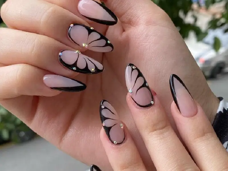 Textured Nails: Nail Extension Designs for short nail